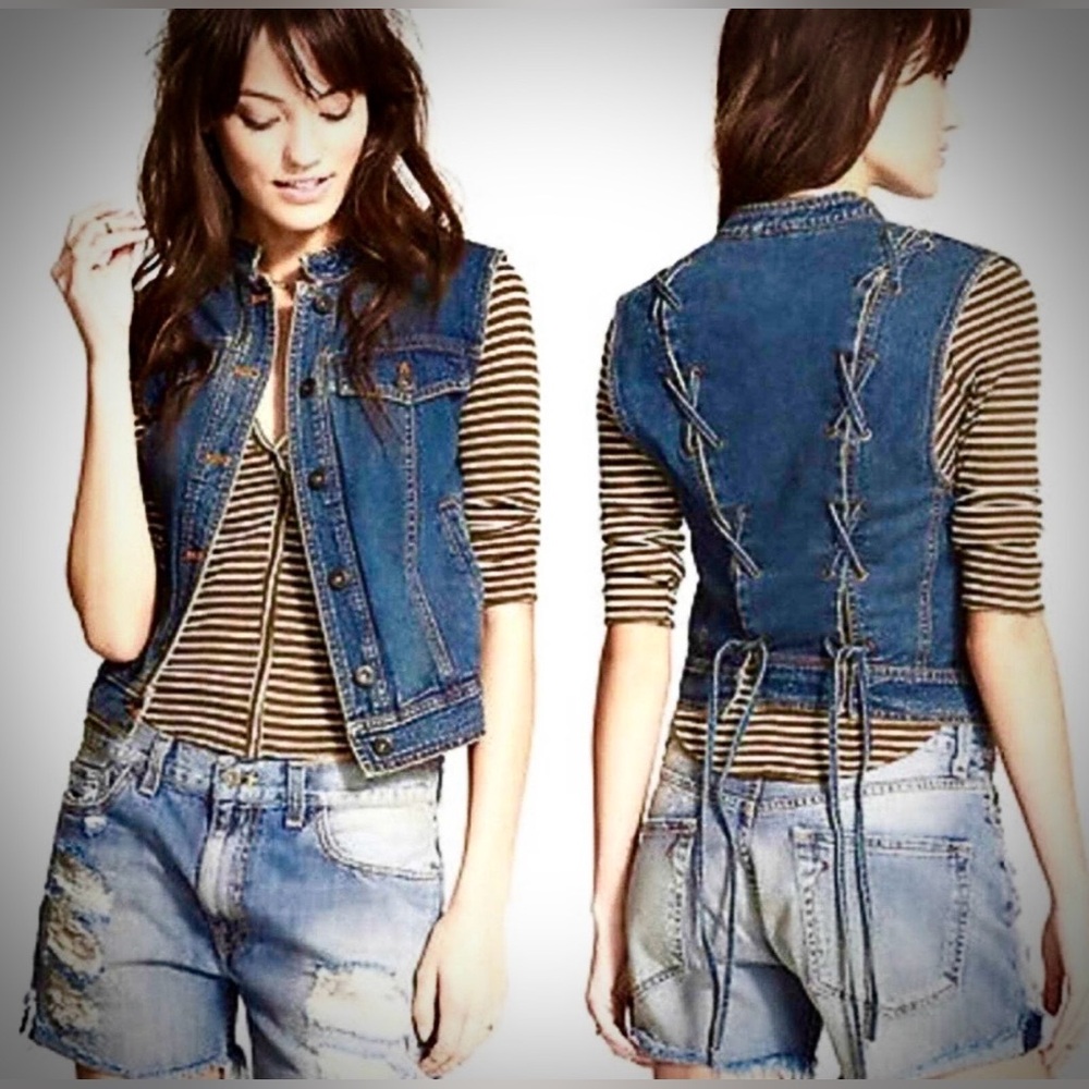 FREE PEOPLE Northern Lights Denim Vest with lace-up Side Accents Side Large Lg